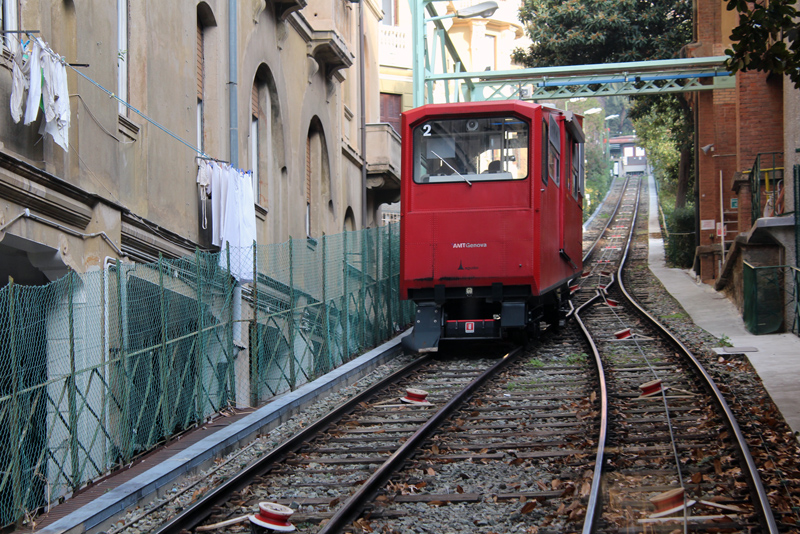 Urban Photos, Genova, Tram